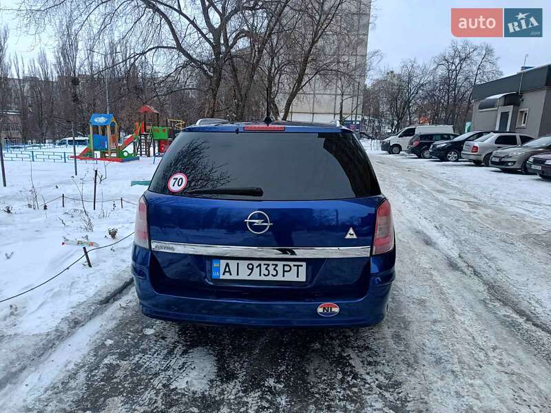 Универсал Opel Astra 2008 в Белой Церкви