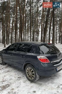 Хетчбек Opel Astra 2007 в Сумах