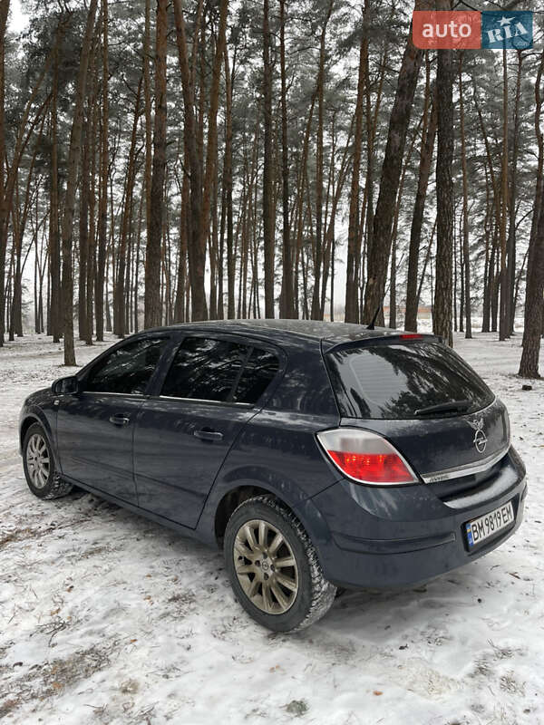 Opel Astra 2007