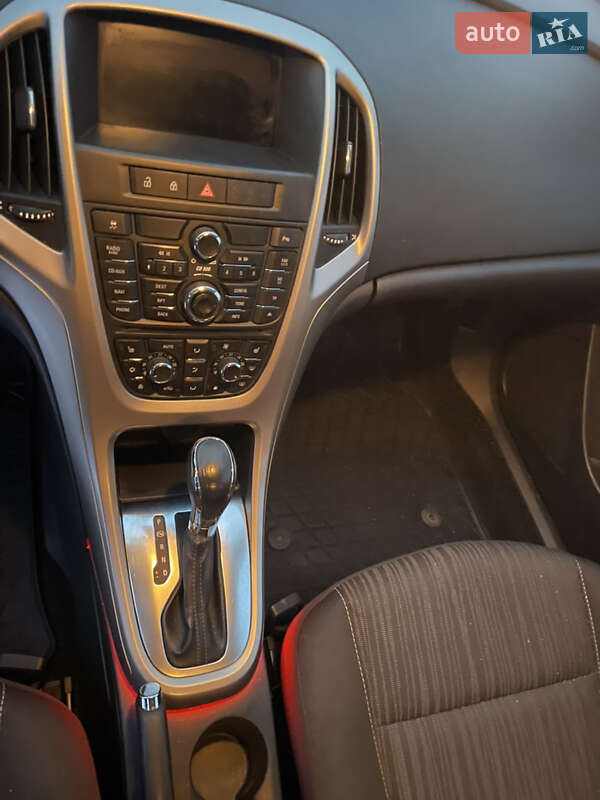 Универсал Opel Astra 2011 в Харькове фото 15 Универсал Opel Astra 2011 в Харькове