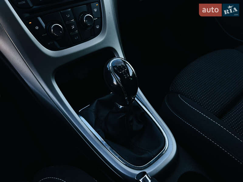 Хетчбек Opel Astra 2010 в Харкові фото 23 Хетчбек Opel Astra 2010 в Харкові