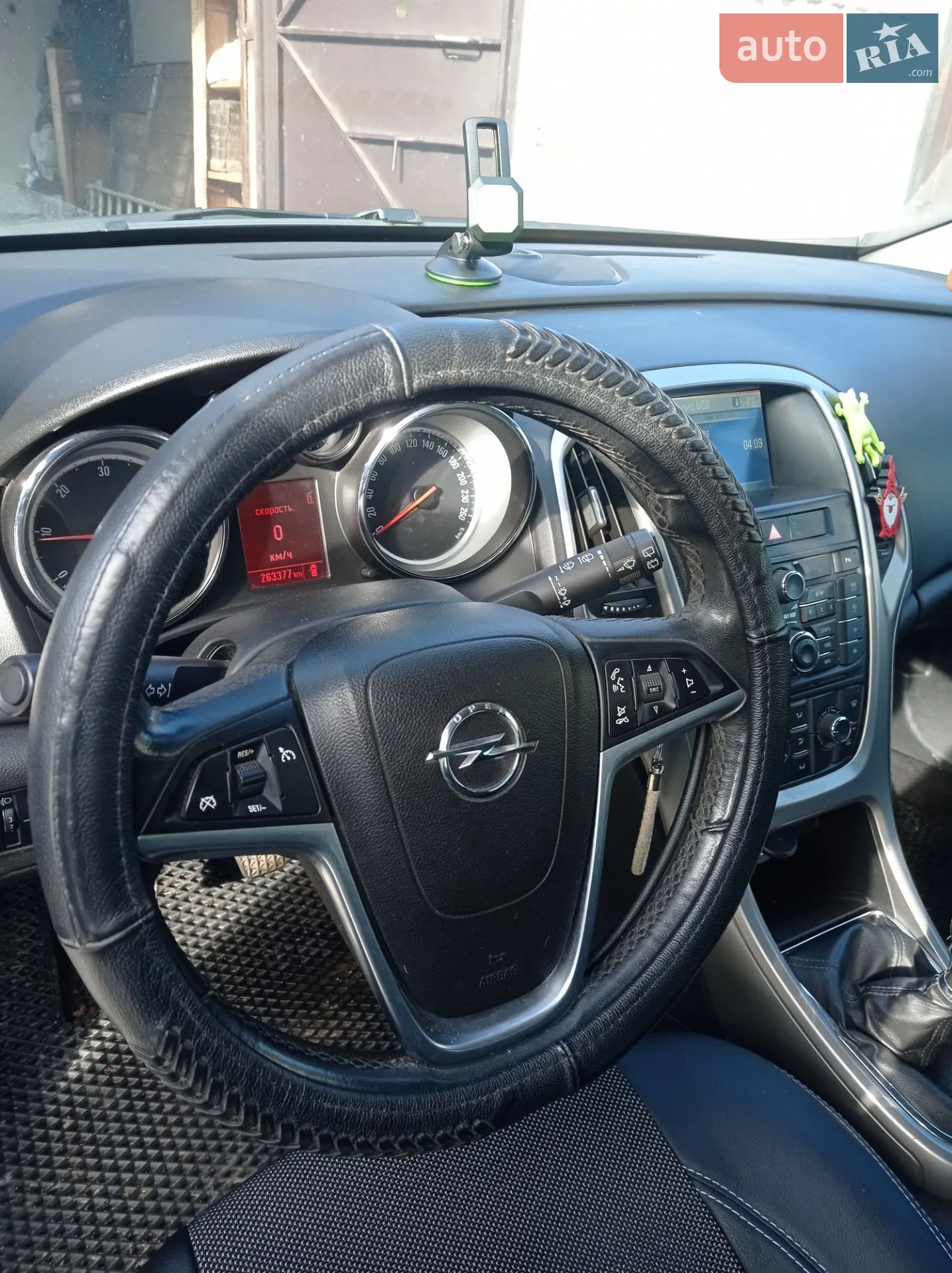 2011 Opel Astra - мініатюра 17