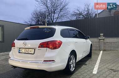 Універсал Opel Astra 2013 в Луцьку