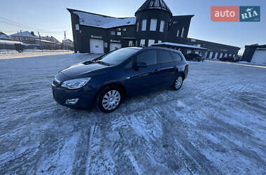 Универсал Opel Astra 2011 в Белой Церкви
