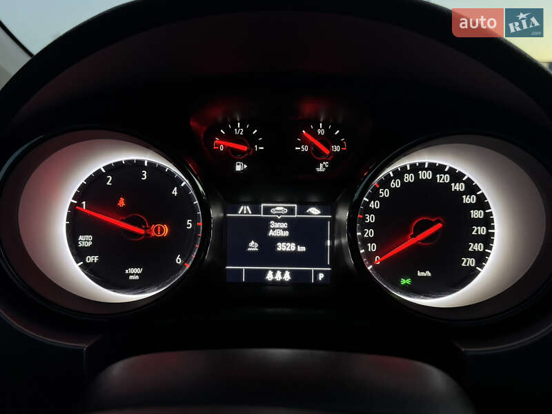 Универсал Opel Astra 2018 в Киеве фото 47 Универсал Opel Astra 2018 в Киеве