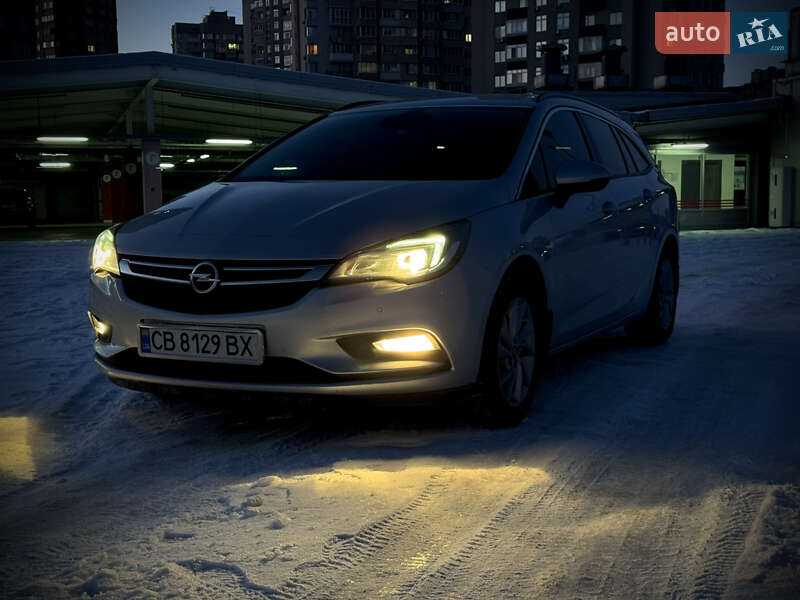 Универсал Opel Astra 2018 в Киеве фото 79 Универсал Opel Astra 2018 в Киеве