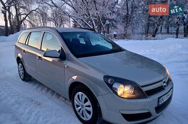 Універсал Opel Astra 2005 в Тернополі