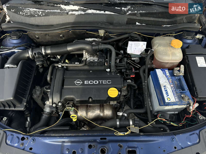 Универсал Opel Astra 2008 в Виннице