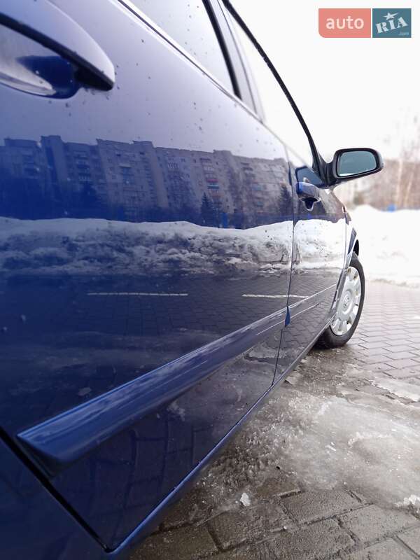 Универсал Opel Astra 2009 в Дрогобыче