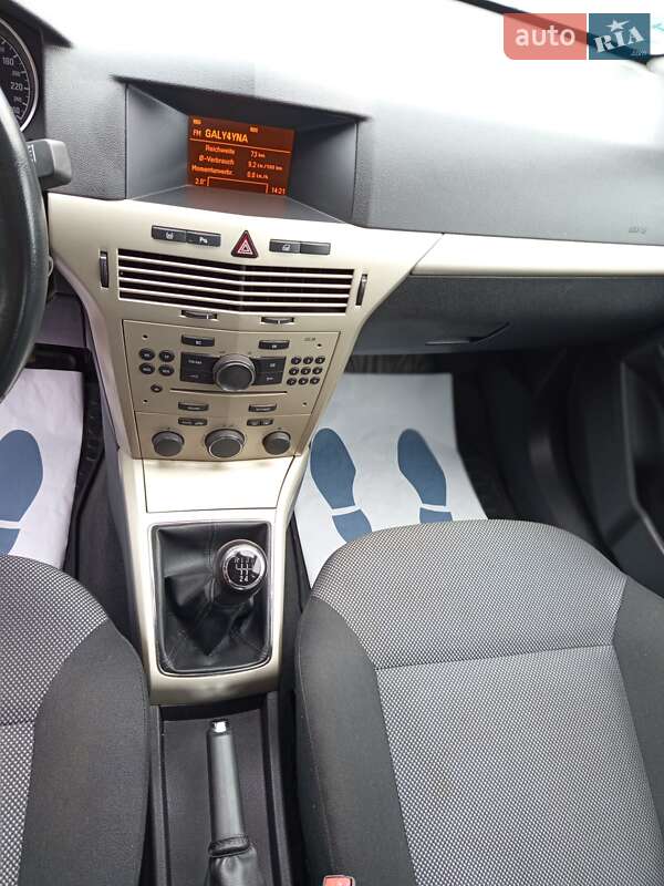 Универсал Opel Astra 2009 в Дрогобыче