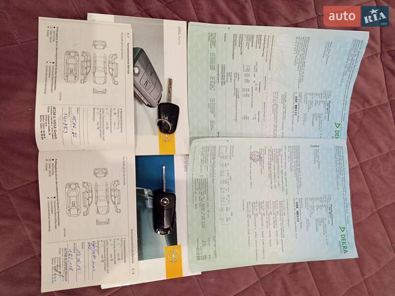 Универсал Opel Astra 2009 в Дрогобыче