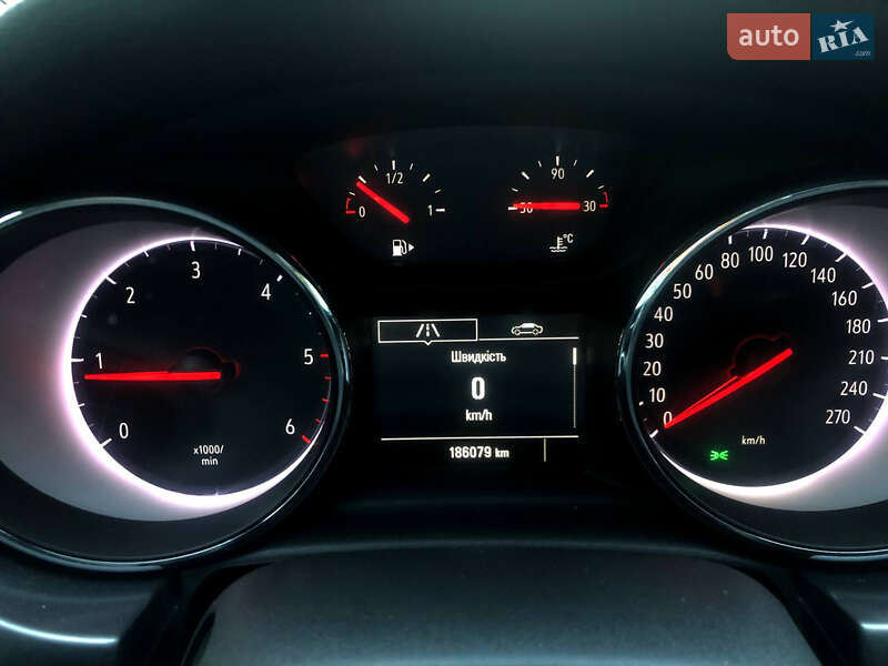 Универсал Opel Astra 2017 в Ровно