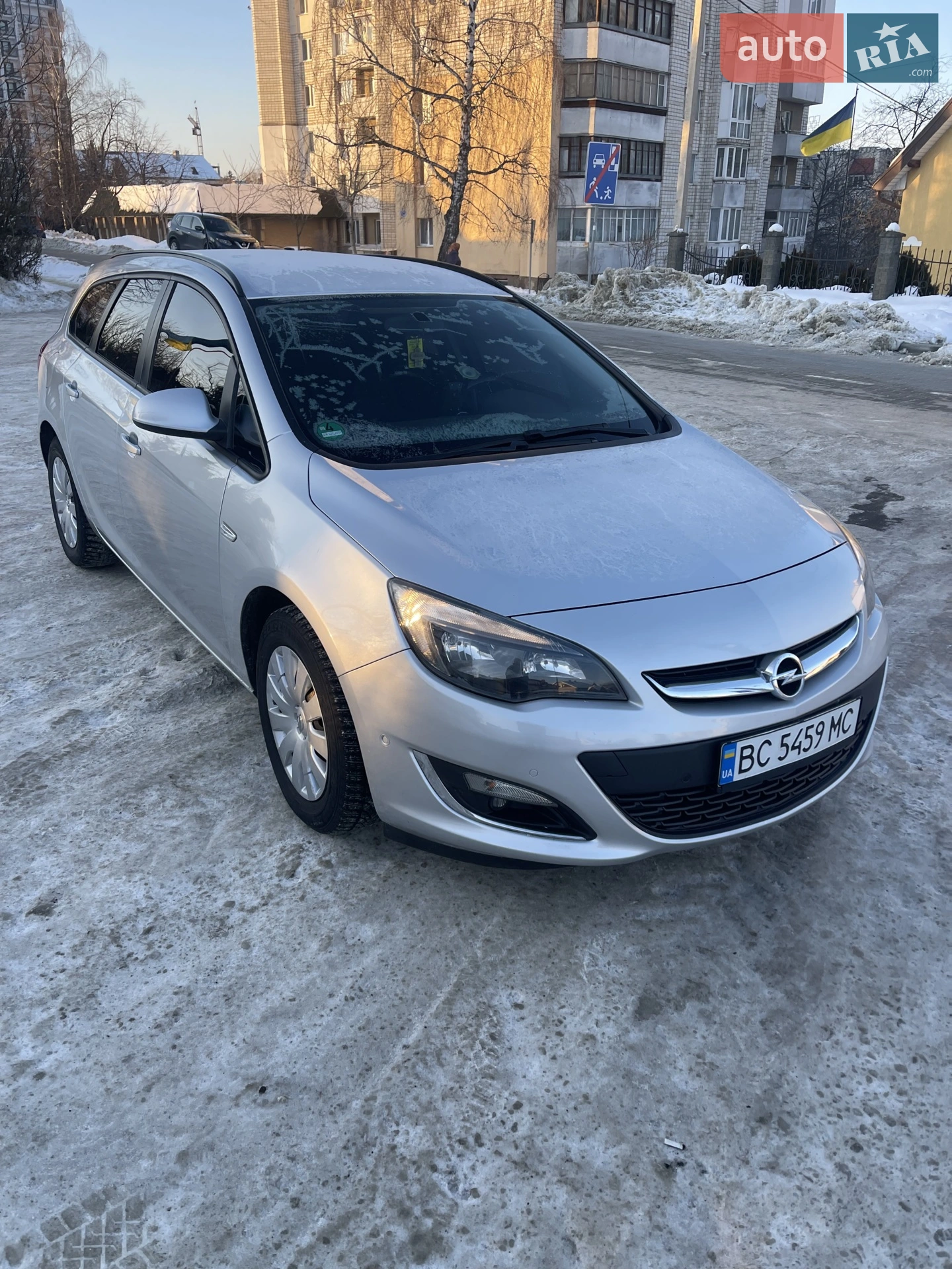 2013 Opel Astra - фото 1