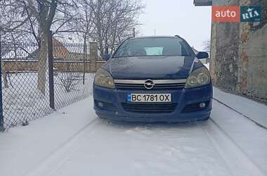 Универсал Opel Astra 2005 в Буске