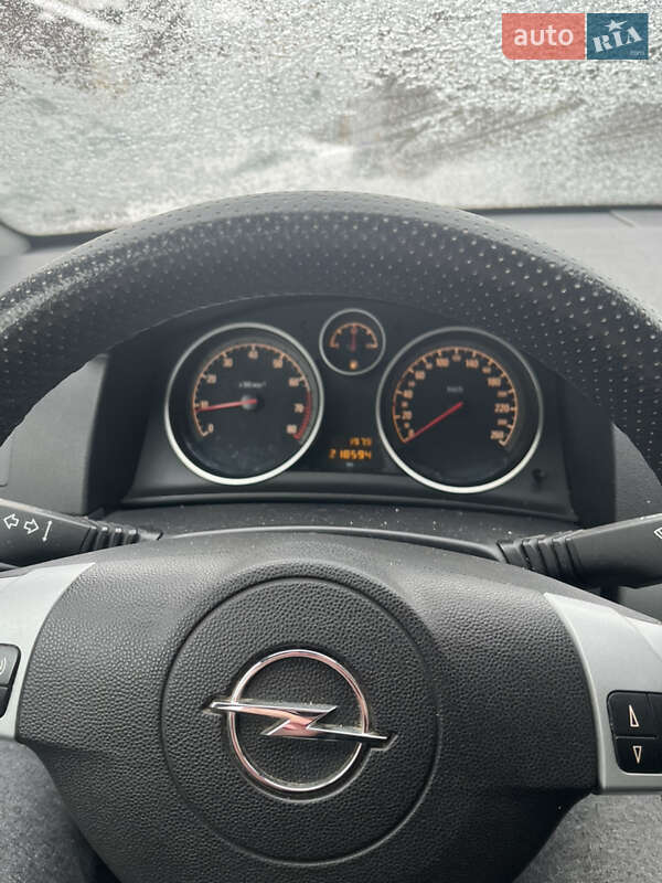 Opel Astra 2009 Opel Astra 2009