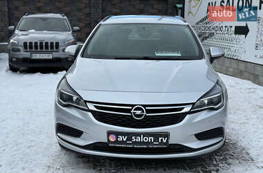 Універсал Opel Astra 2018 в Здолбуніві