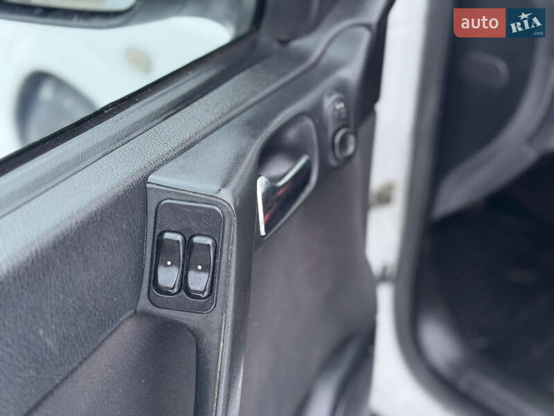 Универсал Opel Astra 2001 в Черновцах