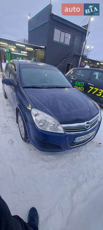 Хетчбек Opel Astra 2008 в Звягелі