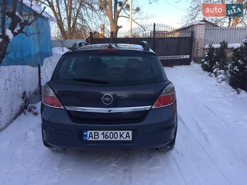 Хэтчбек Opel Astra 2007 в Немирове