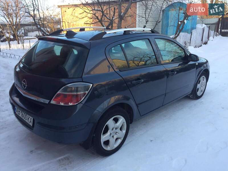 Хэтчбек Opel Astra 2007 в Немирове