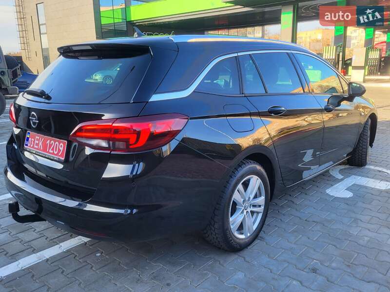 Універсал Opel Astra 2019 в Луцьку