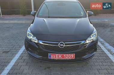 Універсал Opel Astra 2019 в Луцьку