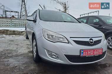 Універсал Opel Astra 2011 в Нововолинську