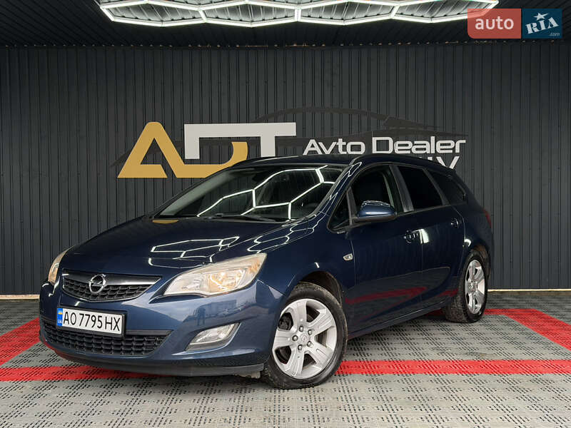 Универсал Opel Astra 2010 в Тячеве фото 4 Универсал Opel Astra 2010 в Тячеве