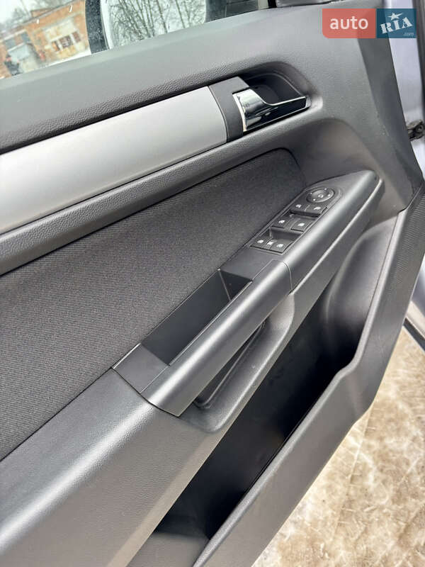 Универсал Opel Astra 2010 в Лубнах