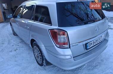 Універсал Opel Astra 2011 в Конотопі