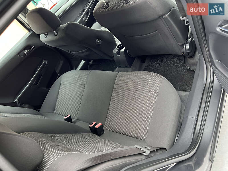 Универсал Opel Astra 2009 в Виннице