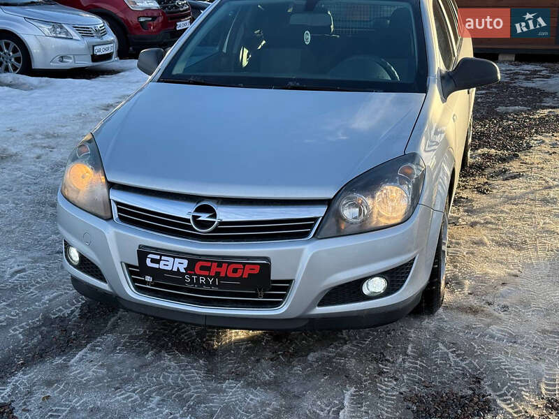 Универсал Opel Astra 2010 в Стрые фото 6 Универсал Opel Astra 2010 в Стрые