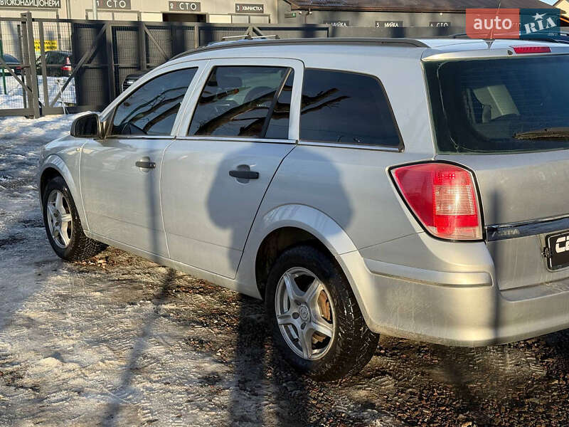 Универсал Opel Astra 2010 в Стрые фото 11 Универсал Opel Astra 2010 в Стрые