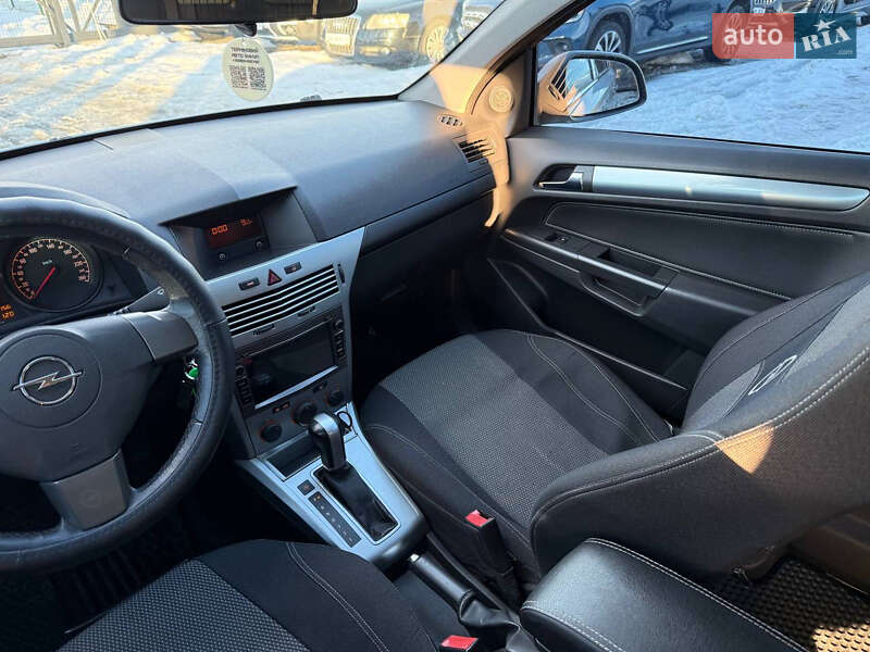Универсал Opel Astra 2010 в Стрые фото 45 Универсал Opel Astra 2010 в Стрые
