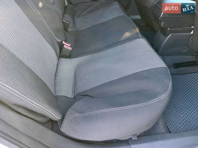 Универсал Opel Astra 2010 в Стрые фото 51 Универсал Opel Astra 2010 в Стрые