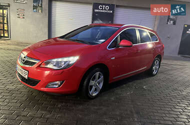 Универсал Opel Astra 2010 в Никополе