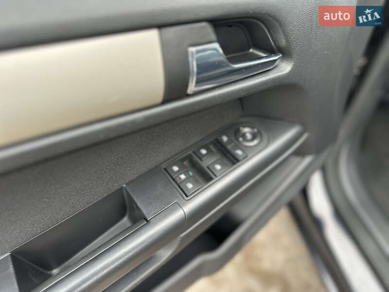 Универсал Opel Astra 2008 в Ровно