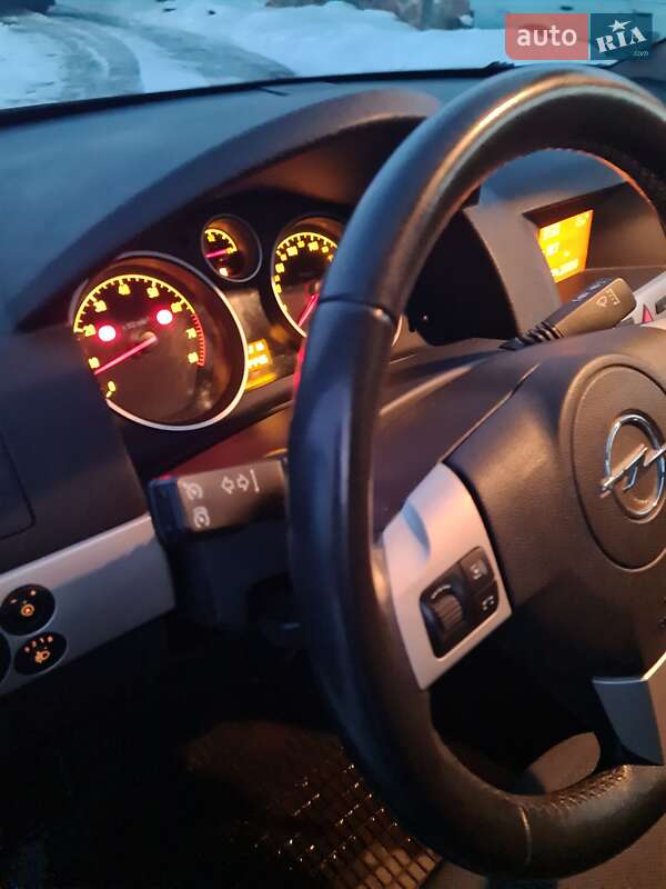 Универсал Opel Astra 2008 в Луцке фото 6 Универсал Opel Astra 2008 в Луцке
