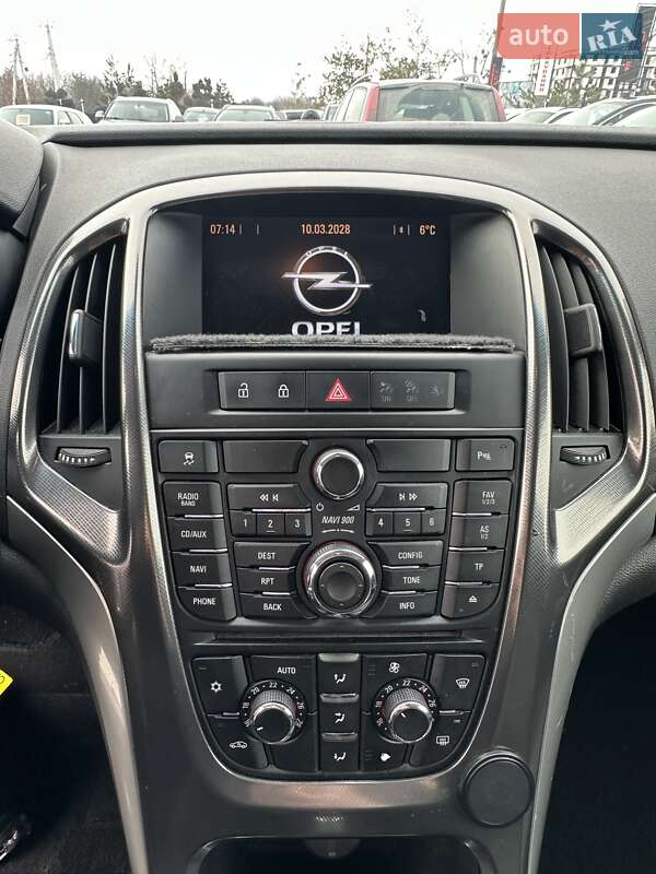 Универсал Opel Astra 2012 в Белогородке фото 25 Универсал Opel Astra 2012 в Белогородке