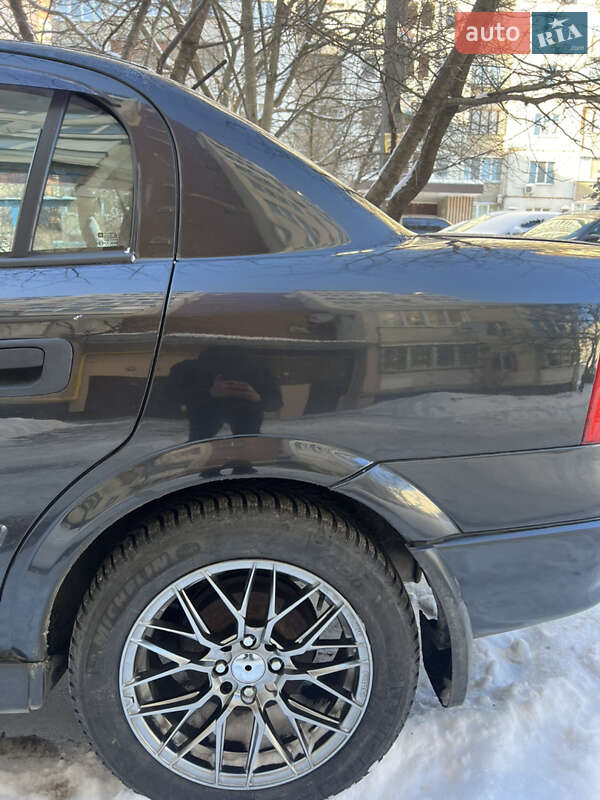 Седан Opel Astra 2006 в Киеве фото 11 Седан Opel Astra 2006 в Киеве