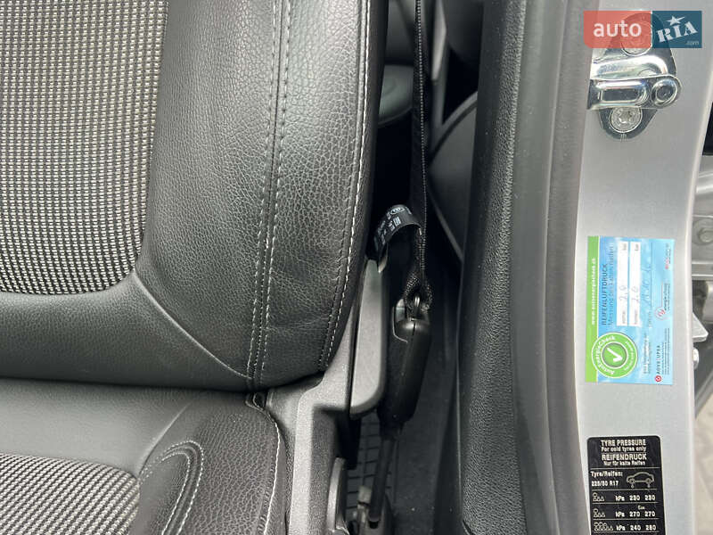 Универсал Opel Astra 2011 в Луцке фото 52 Универсал Opel Astra 2011 в Луцке