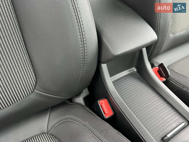 Универсал Opel Astra 2011 в Луцке фото 90 Универсал Opel Astra 2011 в Луцке