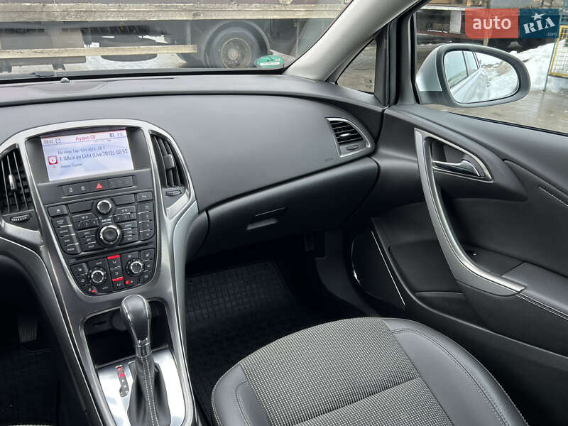 Универсал Opel Astra 2011 в Луцке фото 148 Универсал Opel Astra 2011 в Луцке