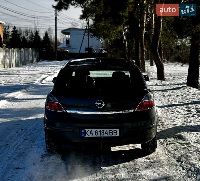 Хэтчбек Opel Astra 2009 в Киеве