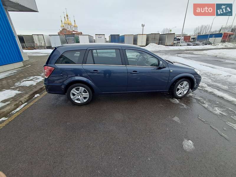 Универсал Opel Astra 2009 в Ковеле