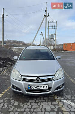 Универсал Opel Astra 2009 в Львове