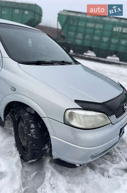 Седан Opel Astra 2004 в Виннице