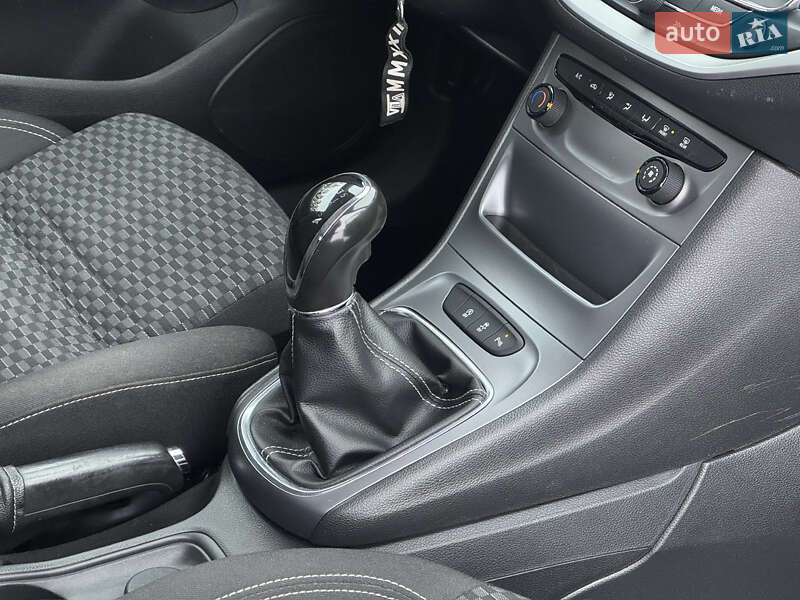 Универсал Opel Astra 2017 в Стрые фото 84 Универсал Opel Astra 2017 в Стрые