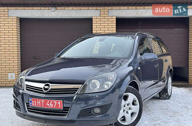 Универсал Opel Astra 2008 в Луцке