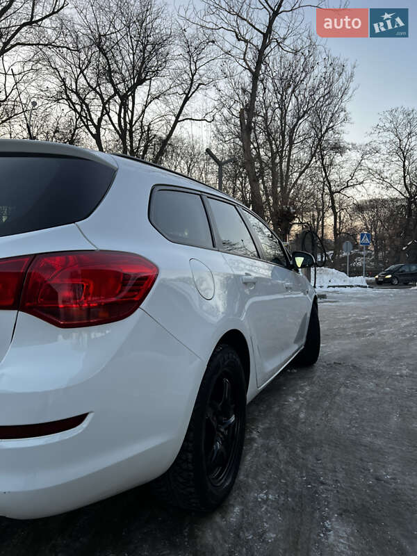 Универсал Opel Astra 2011 в Самборе фото 7 Универсал Opel Astra 2011 в Самборе